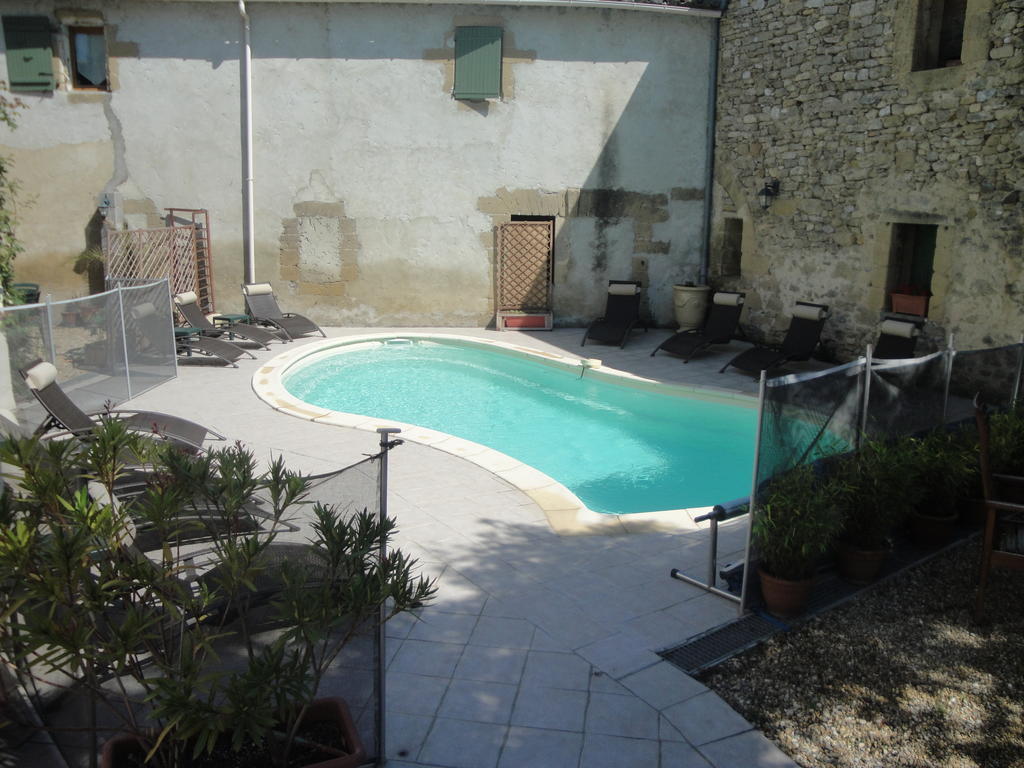Bastide De La Treille Villa Montaren-et-Saint-Médiers Стая снимка